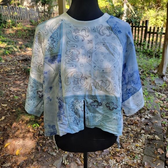 Urban Outfitters Kayla Mixed Bandana Top NWOT Size M - Picture 2 of 12